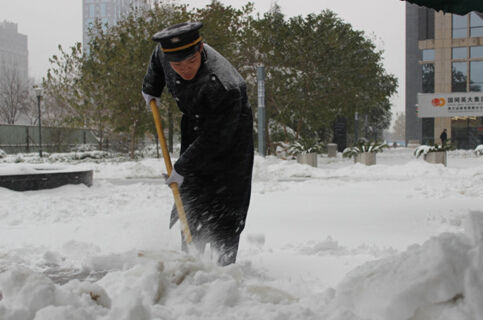 看楷林打響與冬天第一場雪的保衛戰